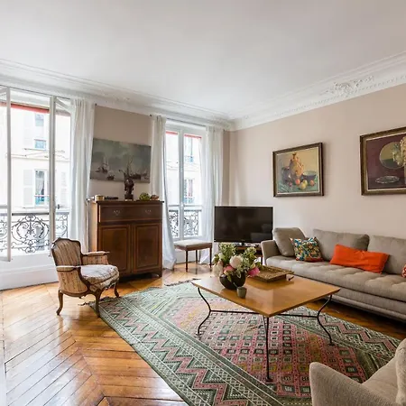 Apartment Veeve - Muted Beauty In Batignolles Paris