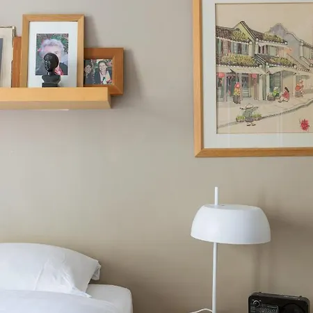 Apartment Veeve - Muted Beauty In Batignolles